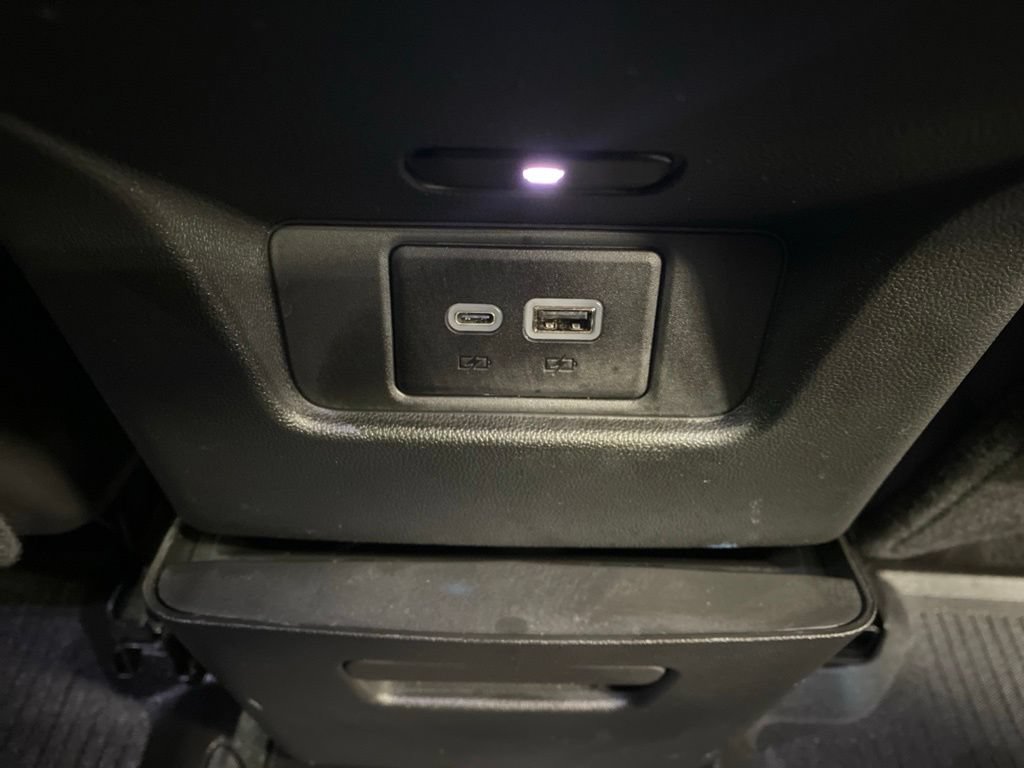 Used 2024 Cadillac XT6 Luxury w/ LPO, Floor Liner Package AWD/4WD image 19