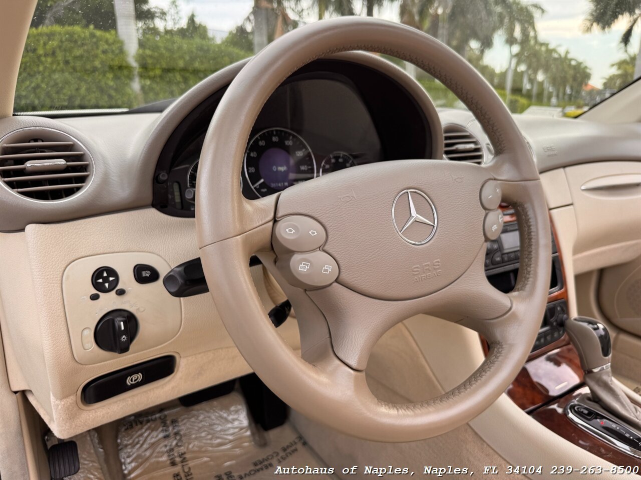 Used 2004 Mercedes-Benz CLK 320 Cabriolet image 19