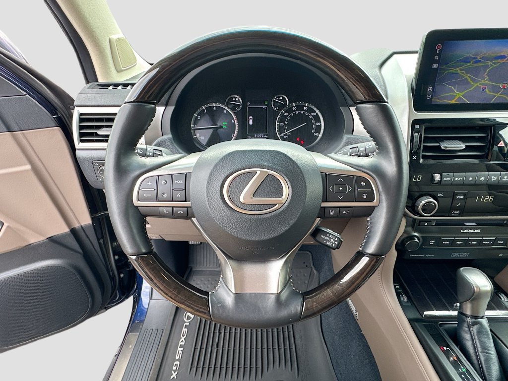 Used 2023 Lexus GX 460 Luxury w/ Accessory Package AWD/4WD image 11