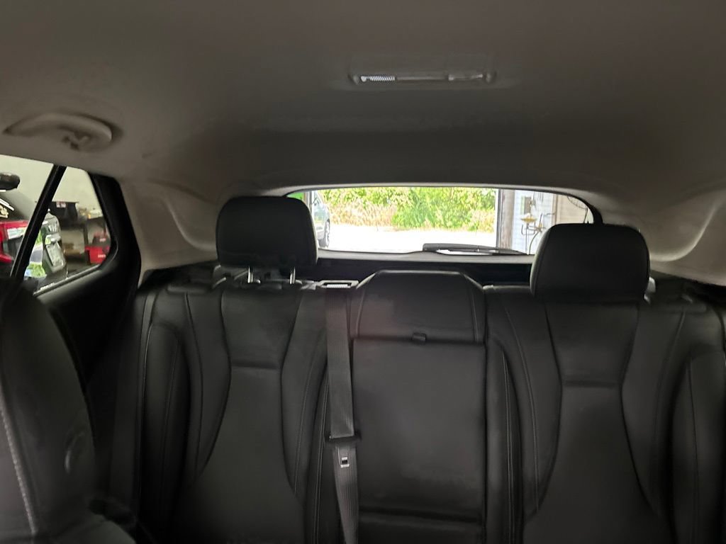 Used 2023 Buick Envision Essence AWD/4WD image 33