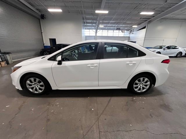 Used 2023 Toyota Corolla LE FWD image 6