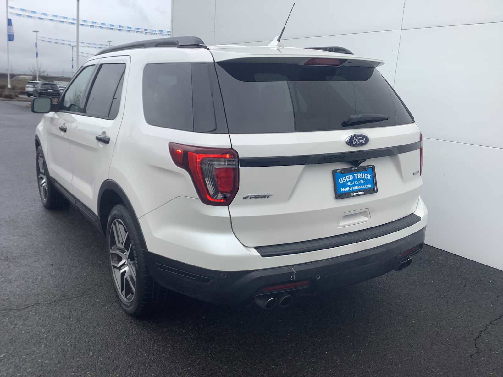 Used 2018 Ford Explorer Sport w/ Equipment Group 401A image 4