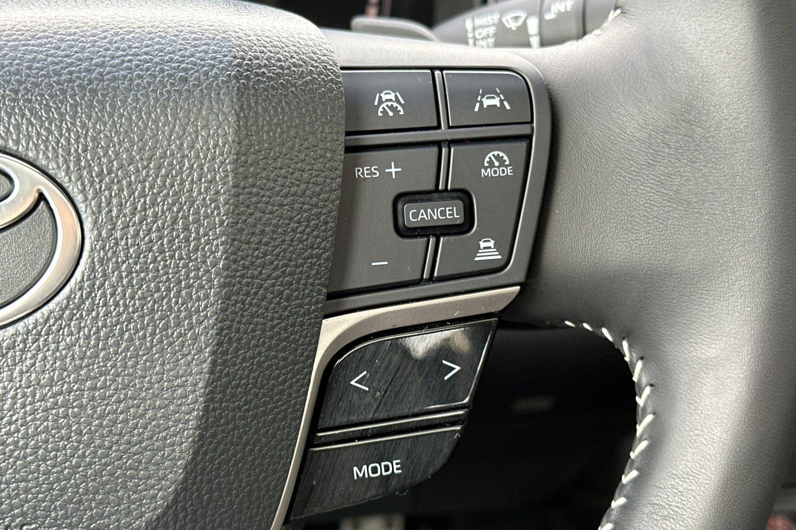 Certified 2026 Toyota Camry SE w/ Multimedia Upgrade Package FWD image 38