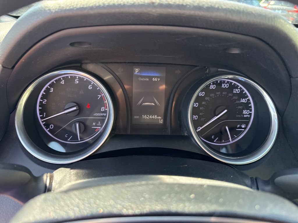 Used 2018 Toyota Camry LE FWD image 28