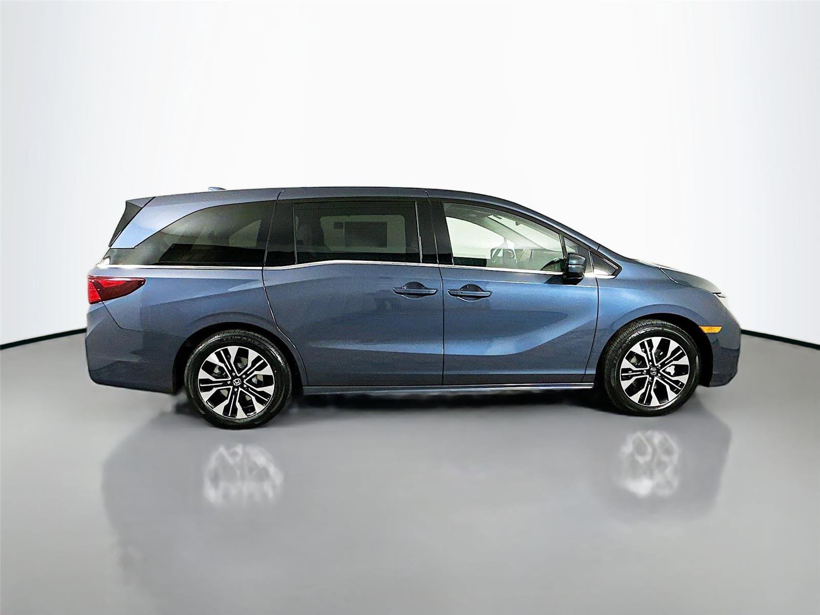 New 2026 Honda Odyssey Elite image 8