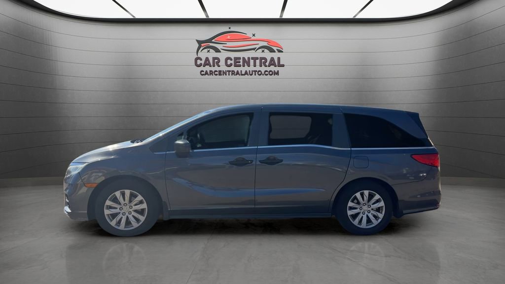 Used 2018 Honda Odyssey LX image 2