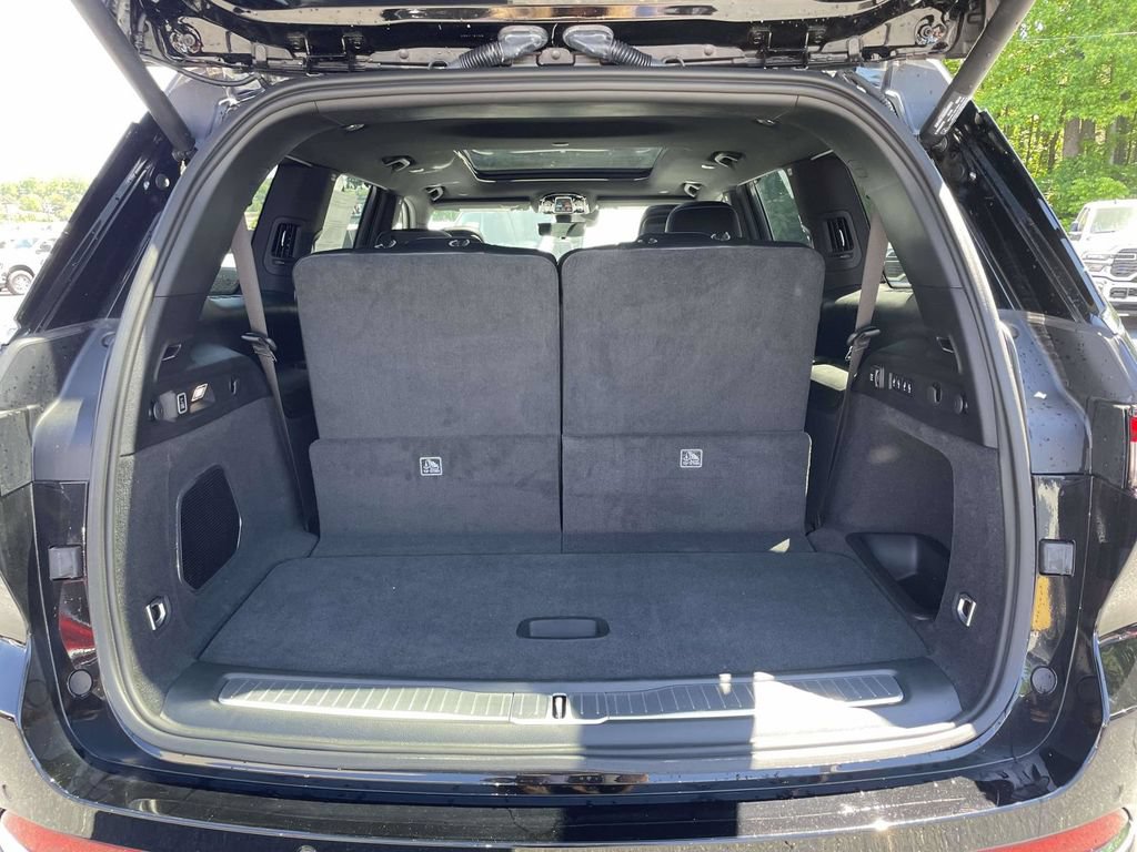New 2025 Jeep Grand Cherokee L Overland w/ Luxury Tech Group IV AWD/4WD image 43