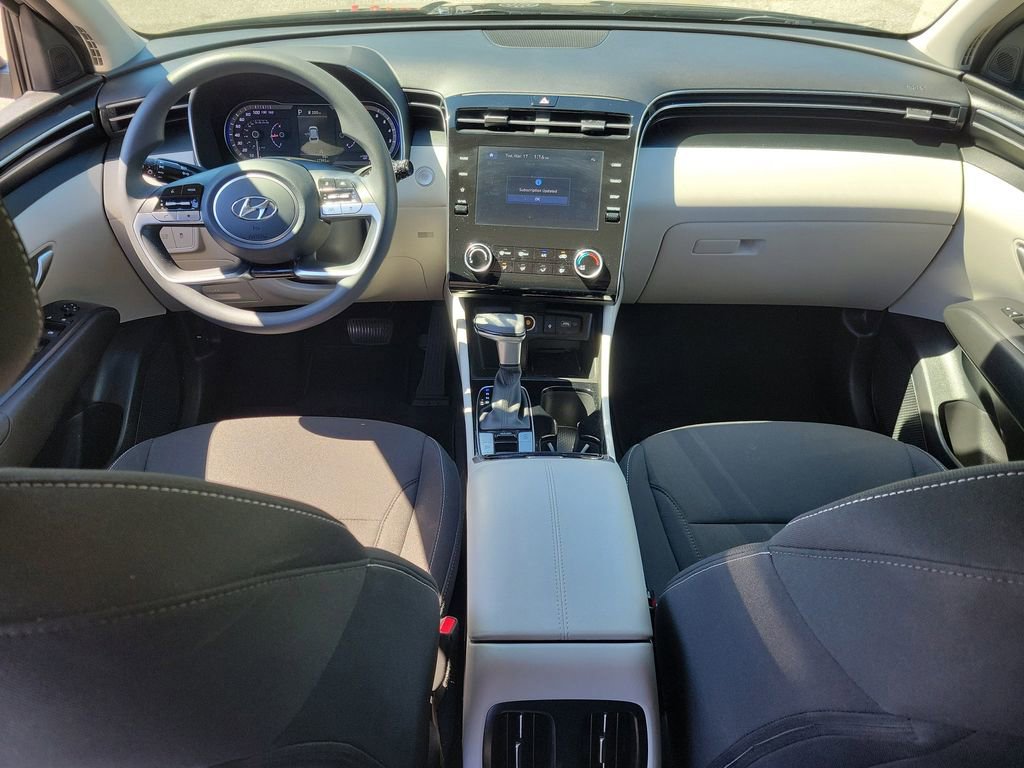 Certified 2023 Hyundai Tucson SEL FWD image 17