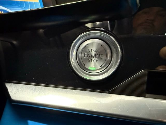 Used 2023 Chevrolet Corvette Stingray Premium Cpe w/ Battery Protection Package image 31