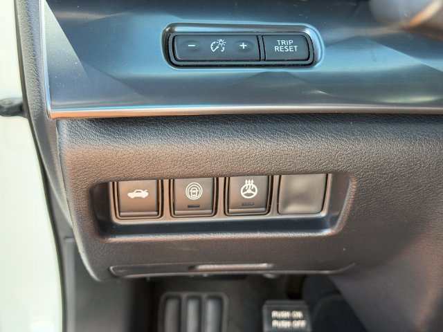 Certified 2023 Nissan Maxima SR w/ Sport Mat Group FWD image 12