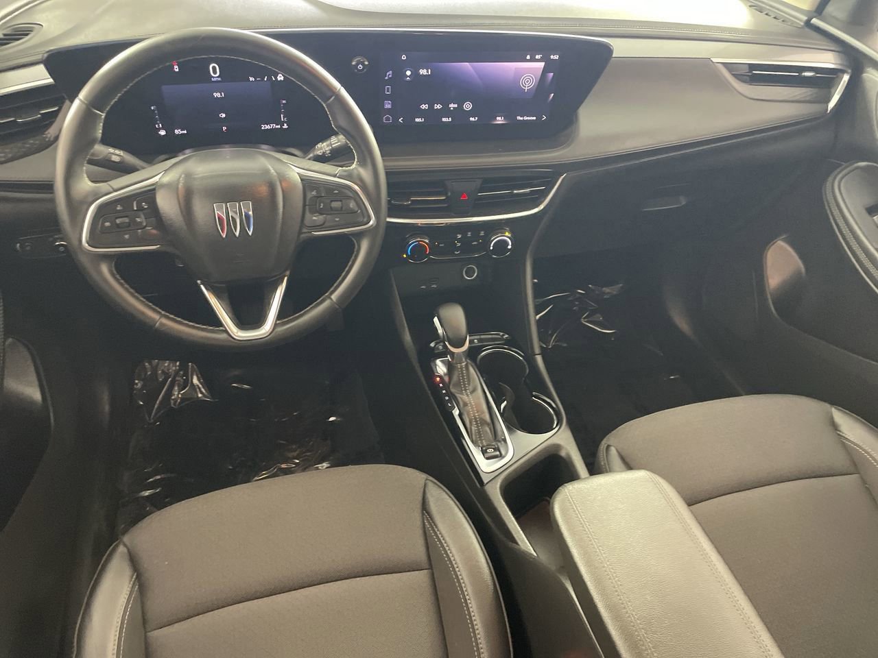 Used 2025 Buick Encore GX Preferred image 21
