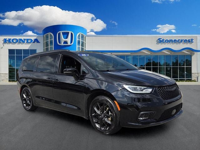 Used 2026 Chrysler Pacifica Limited w/ S Appearance Package FWD image 1