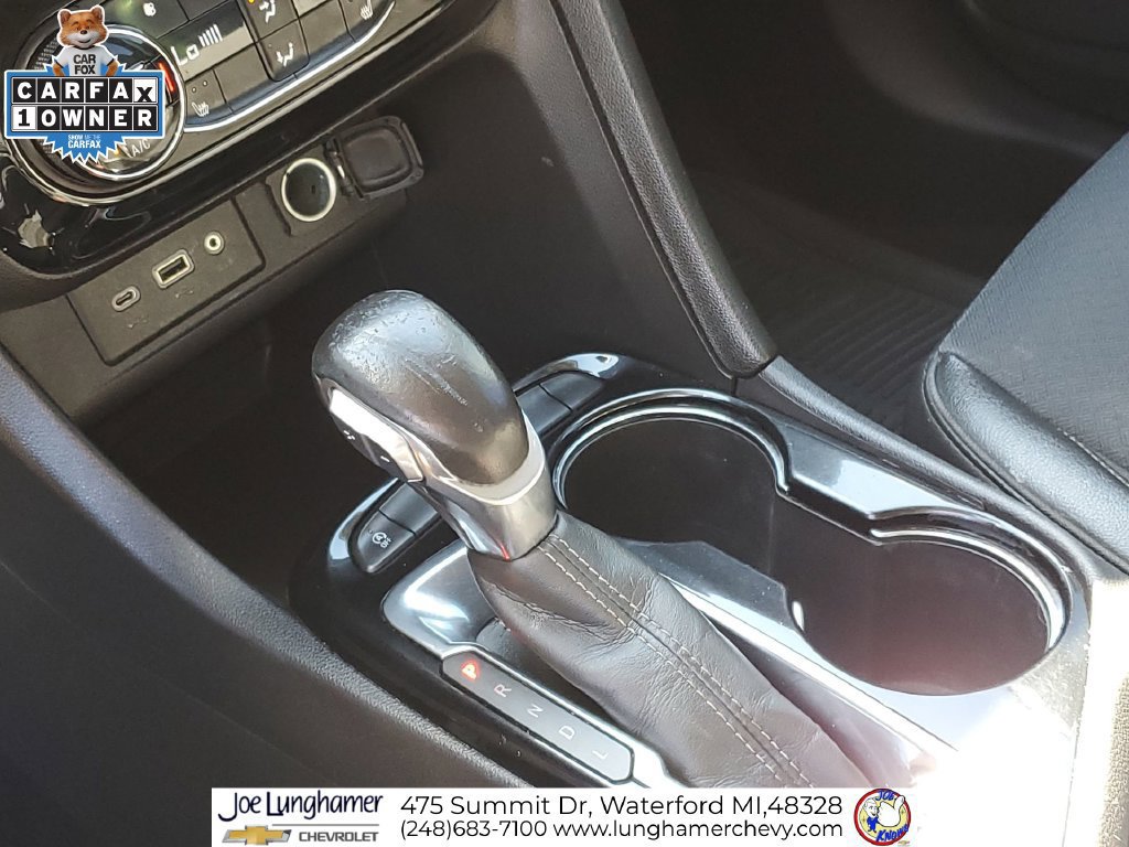 Used 2020 Buick Encore GX Select w/ Sport Touring Package FWD image 17