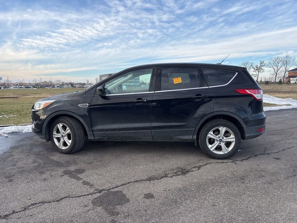 Used 2016 Ford Escape SE w/ SE Cold Weather Package image 8
