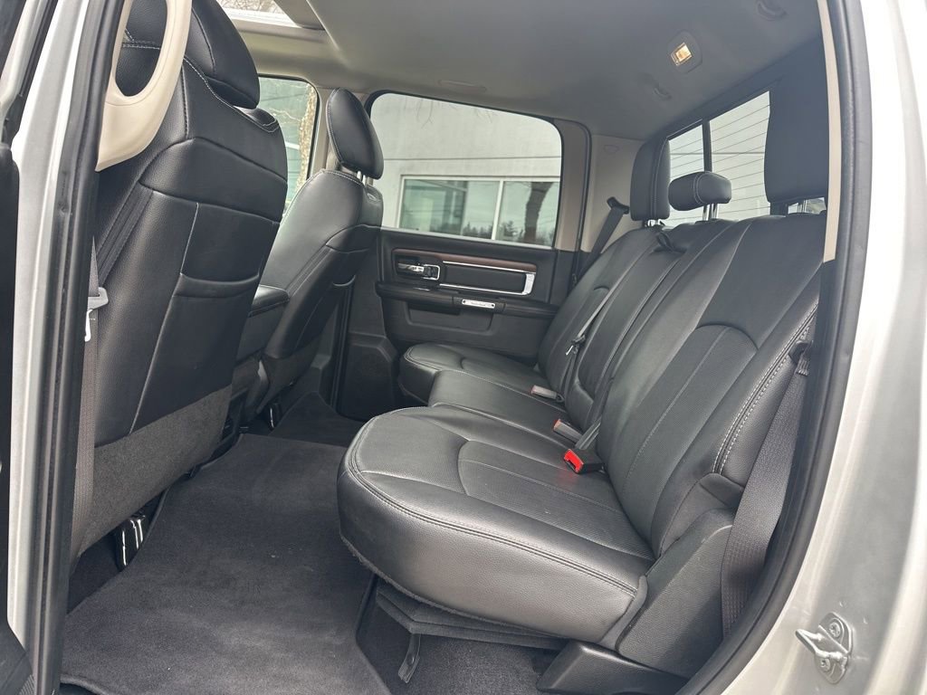 Used 2018 RAM 1500 Laramie w/ Convenience Group AWD/4WD image 36
