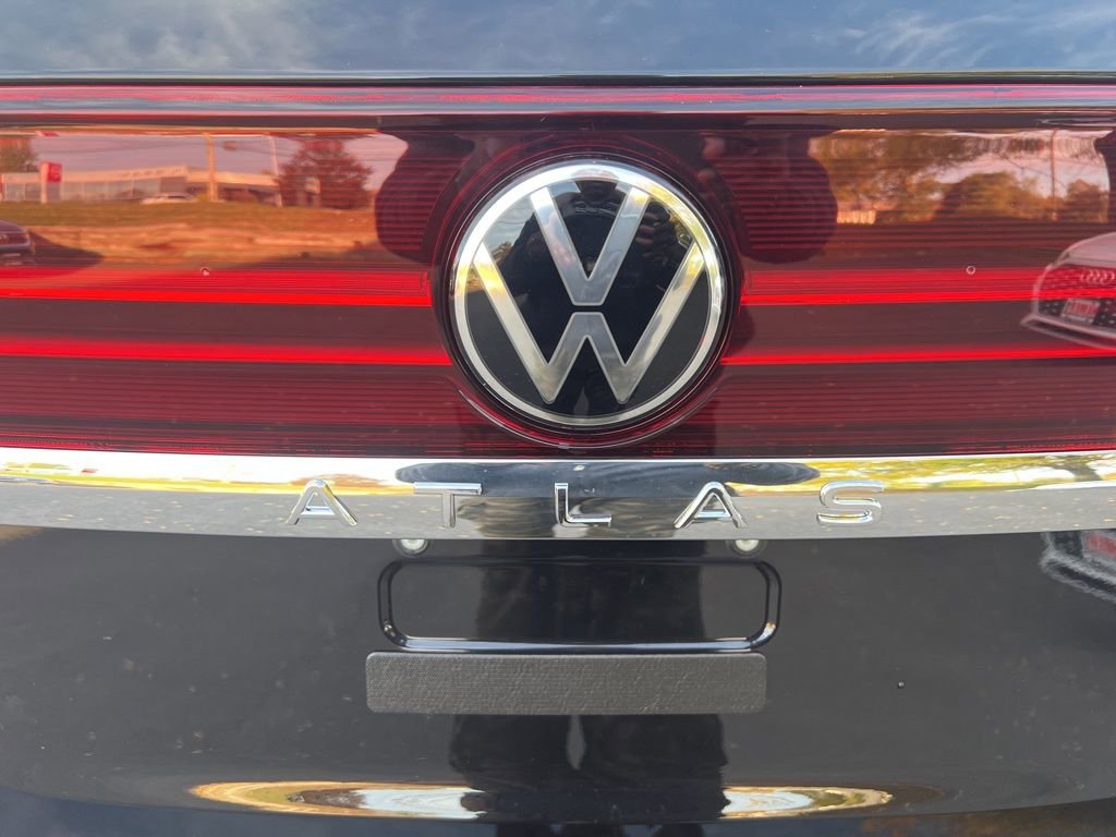 New 2026 Volkswagen Atlas SE image 9