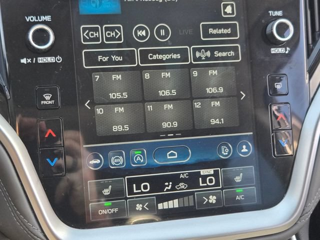 Used 2025 Subaru Outback Onyx Edition AWD/4WD image 30