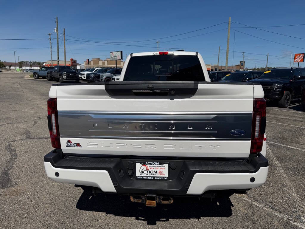 Used 2017 Ford F450 Platinum w/ Platinum Ultimate Package AWD/4WD image 4