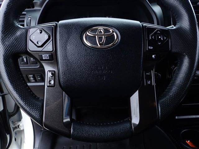 Used 2022 Toyota 4Runner TRD Off-Road AWD/4WD image 16