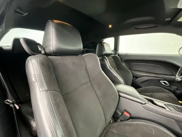 Used 2018 Dodge Challenger R/T Plus image 13