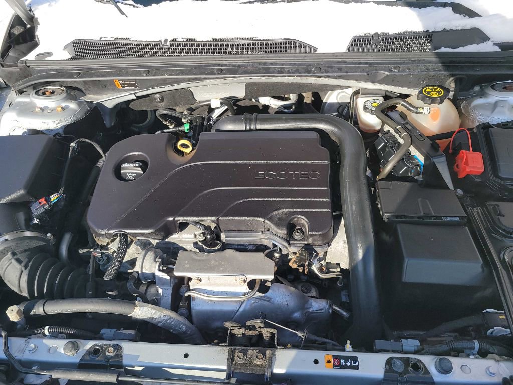 Used 2018 Chevrolet Malibu LT image 43