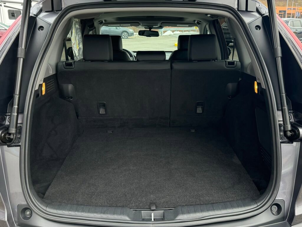 Used 2021 Honda CR-V Touring image 18
