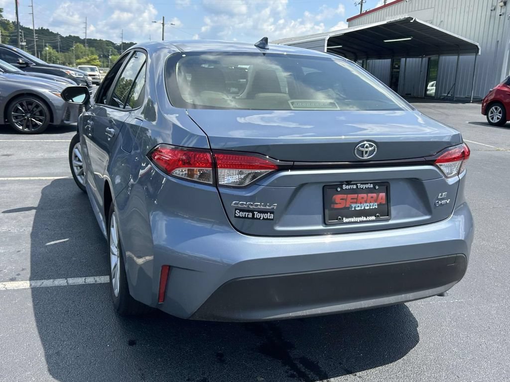 Used 2026 Toyota Corolla LE w/ LE Premium Package FWD image 5