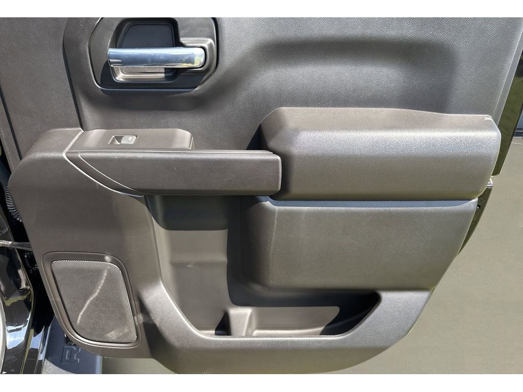 Used 2025 Chevrolet Silverado 1500 Custom image 19