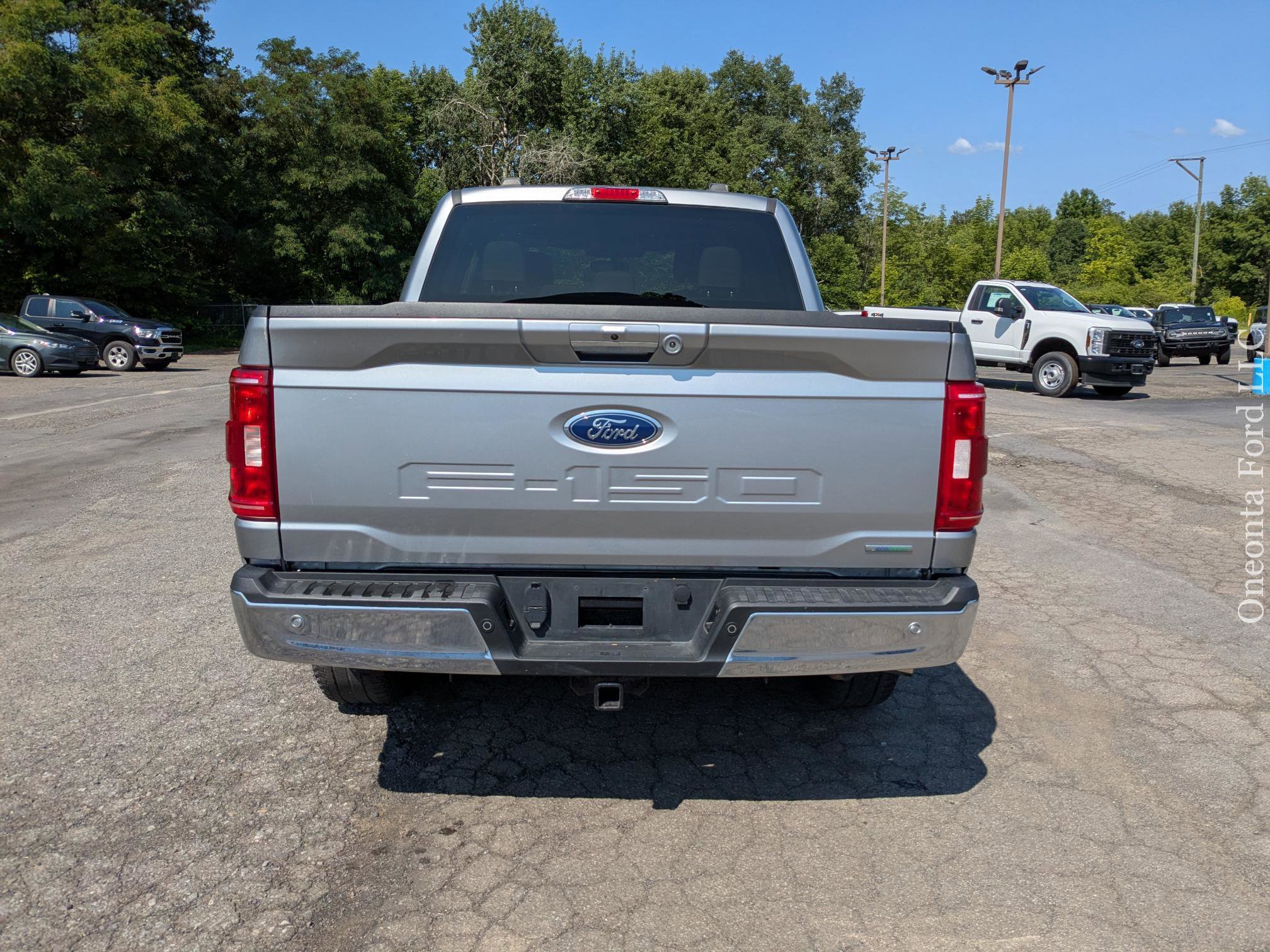 Used 2022 Ford F150 XLT w/ Equipment Group 302A High AWD/4WD image 4