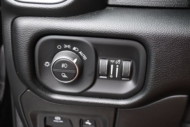 Used 2022 RAM 1500 Laramie w/ Sport Appearance Package AWD/4WD image 37