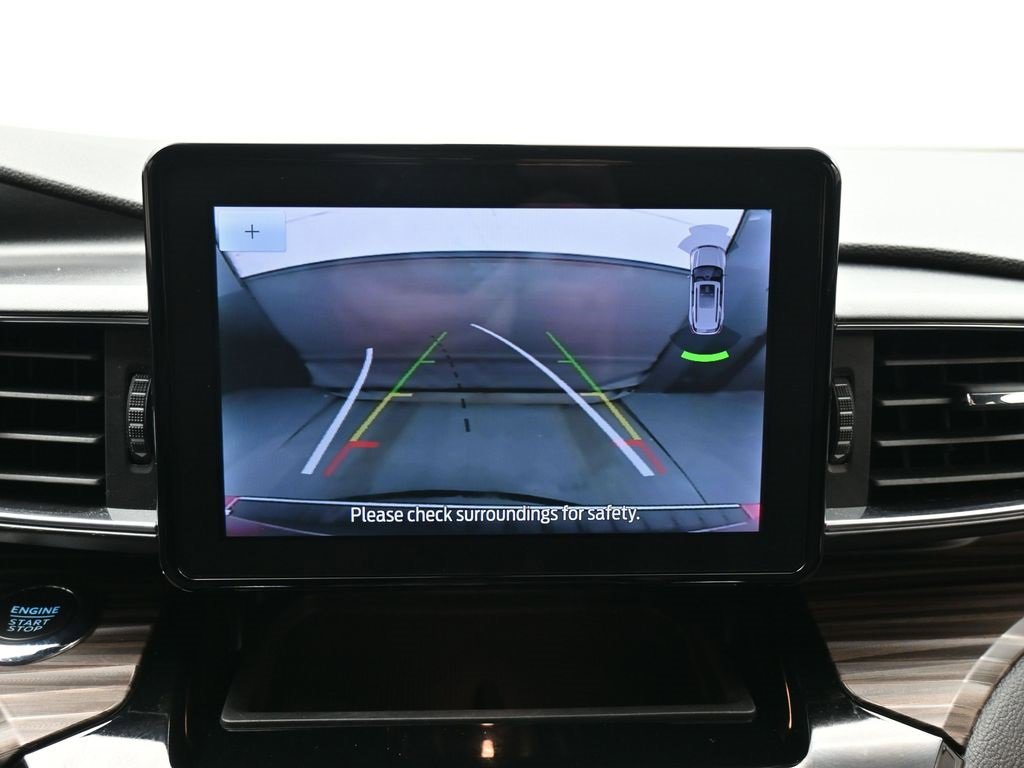 Used 2023 Ford Explorer Limited w/ Equipment Group 301A image 26