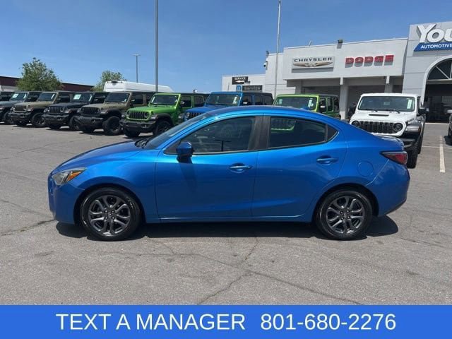 Used 2019 Toyota Yaris LE FWD image 2