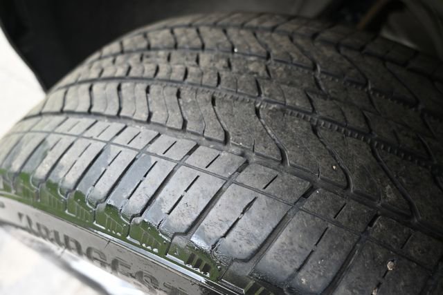 Used 2021 GMC Yukon Denali w/ Denali Ultimate Package AWD/4WD image 9