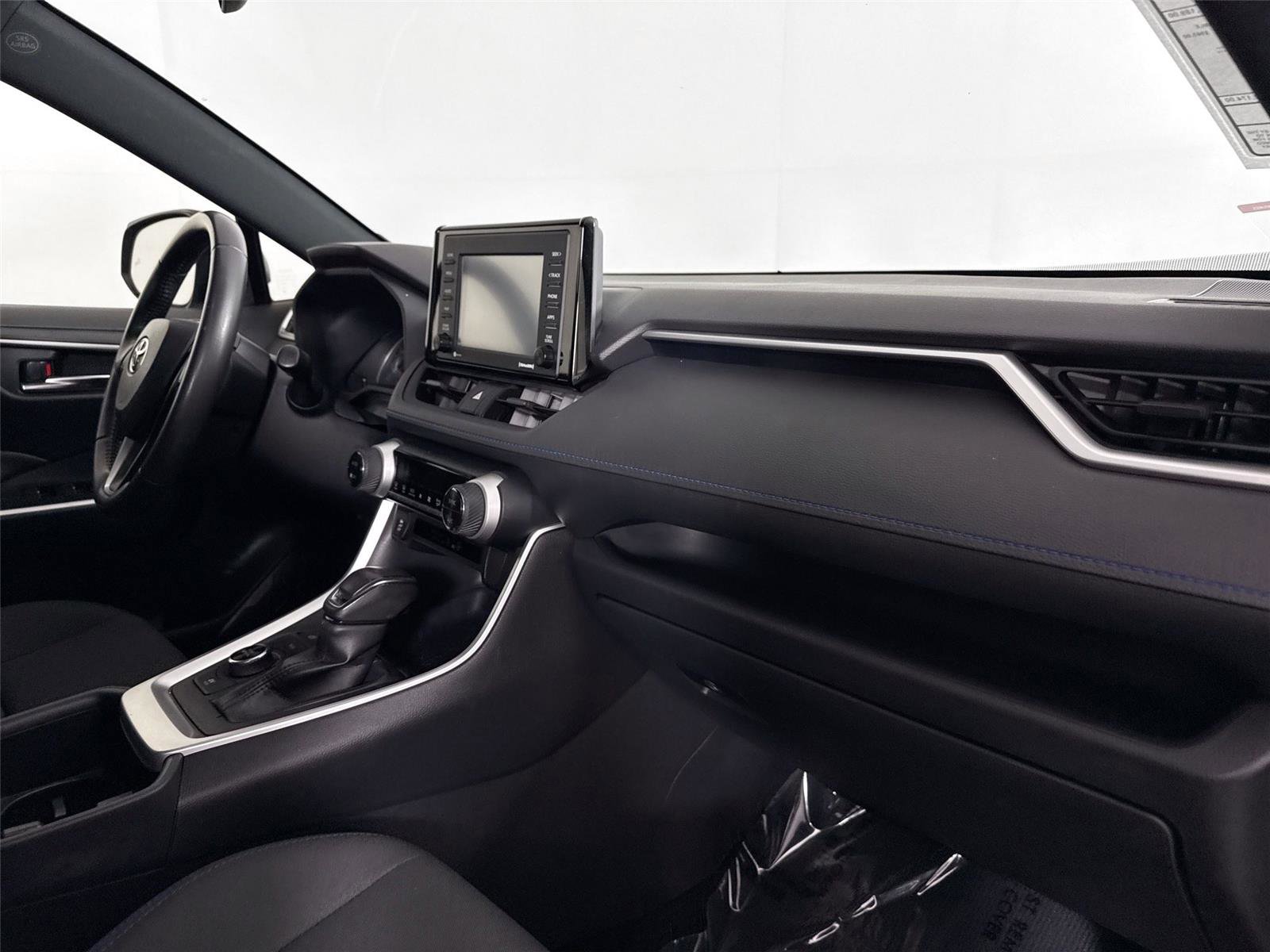 Certified 2022 Toyota RAV4 SE image 41