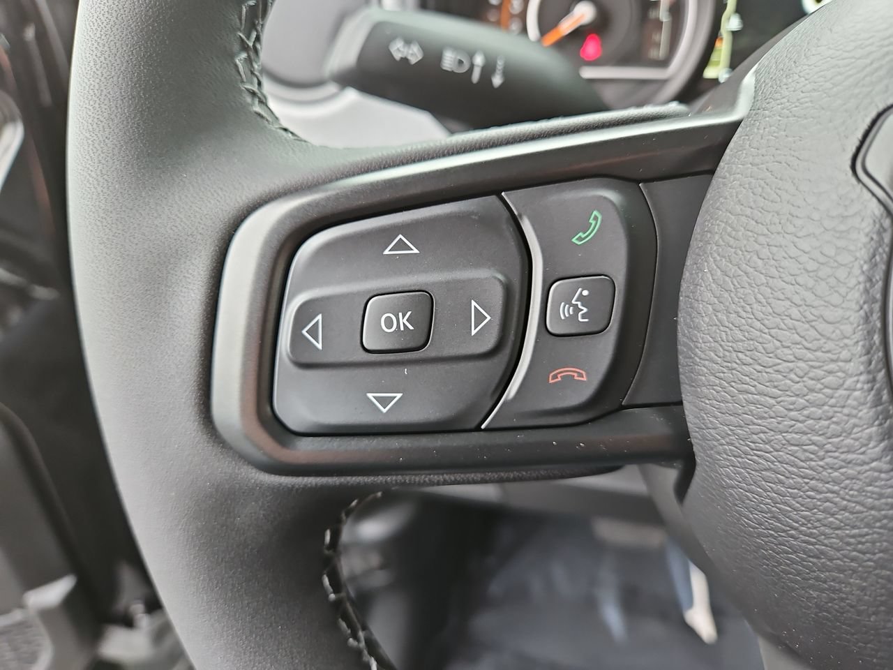 New 2026 Jeep Gladiator Sport AWD/4WD image 28