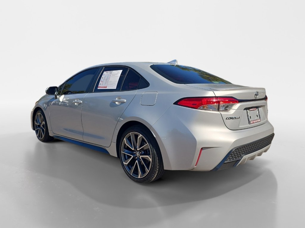 Used 2021 Toyota Corolla SE image 3