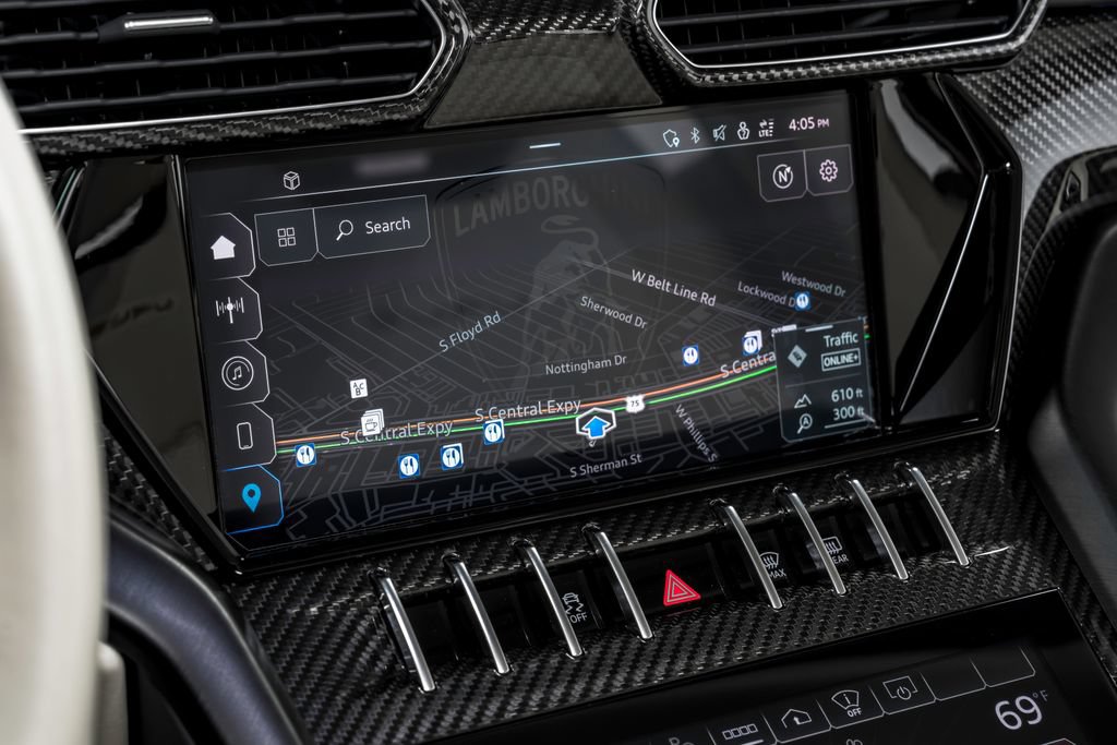 Used 2024 Lamborghini Urus S AWD/4WD image 25