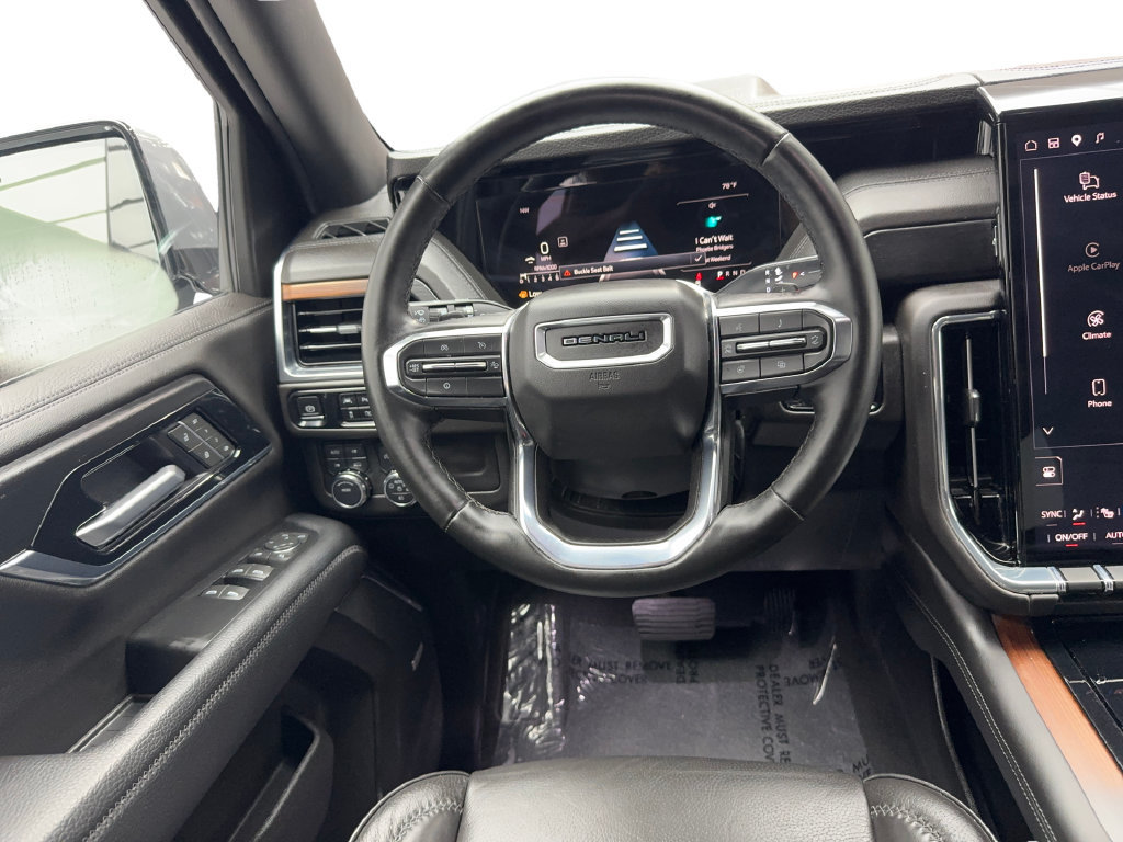 Used 2025 GMC Yukon Denali AWD/4WD image 42