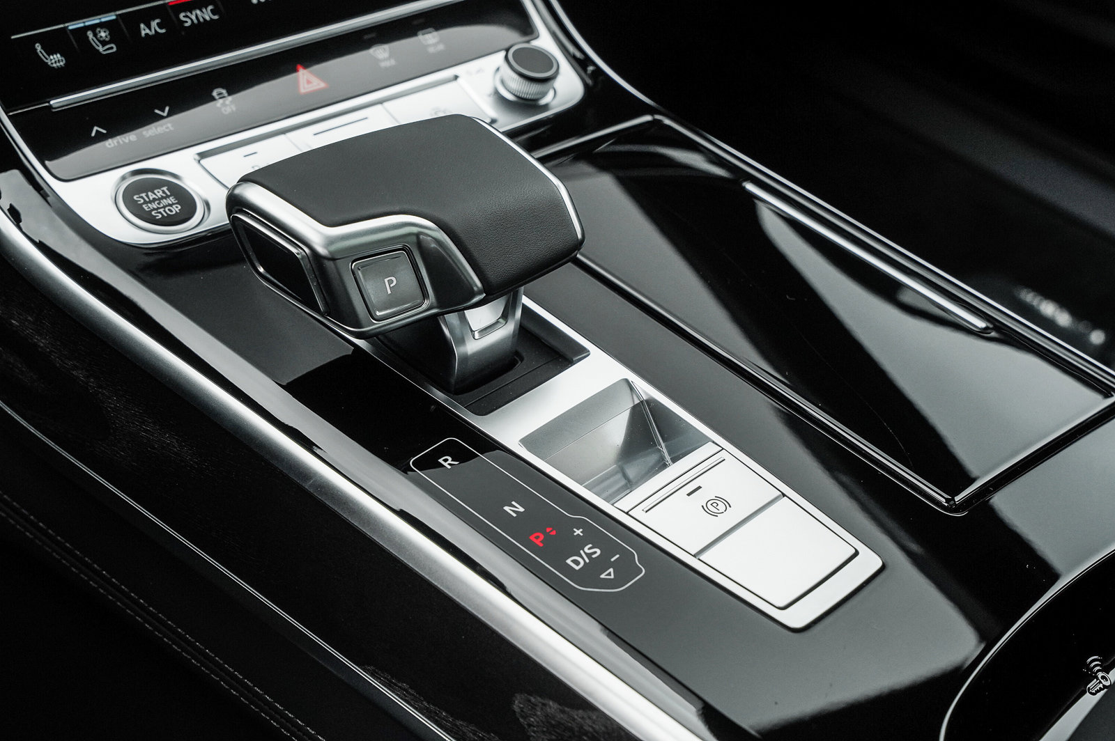 New 2025 Audi A8 L 3.0T image 14