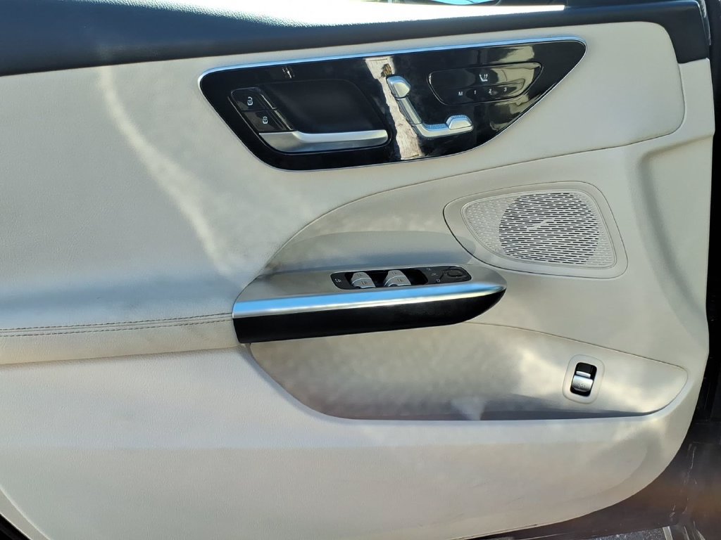 Used 2023 Mercedes-Benz C 300 4MATIC Sedan image 19