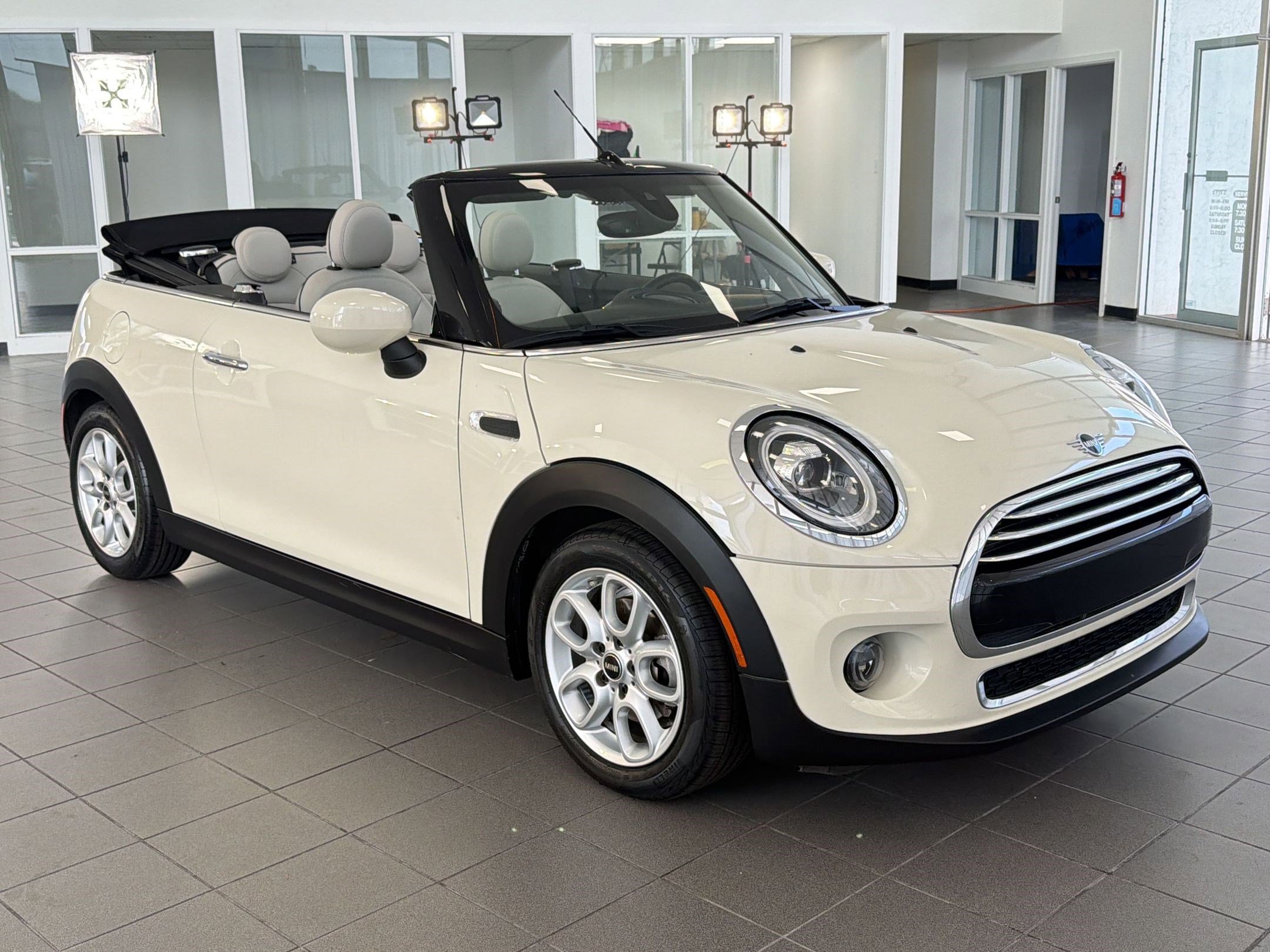 Used 2020 MINI Cooper Convertible w/ Signature Upholstery Package FWD image 7