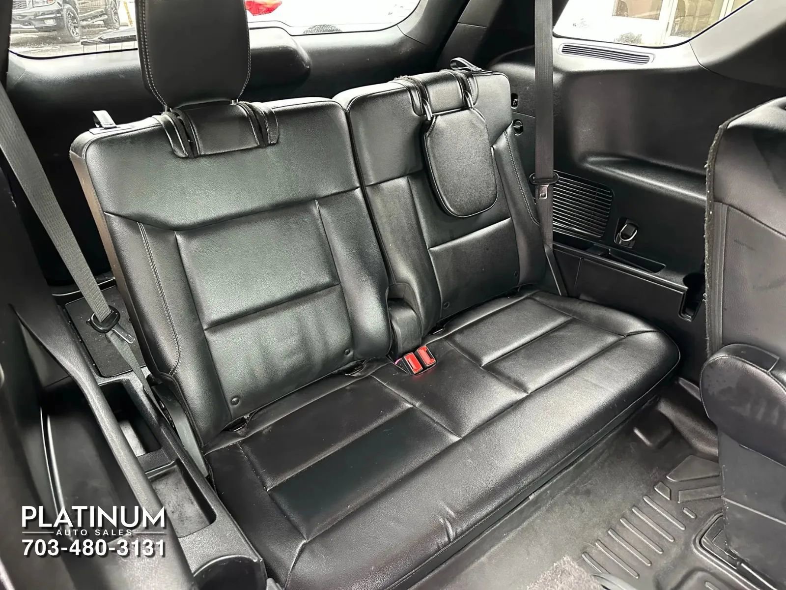 Used 2020 Ford Explorer XLT w/ Equipment Group 202A image 15