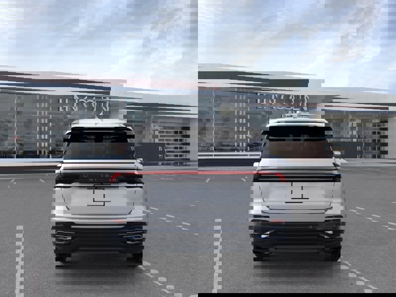 New 2026 Lincoln Nautilus Premier AWD/4WD image 5