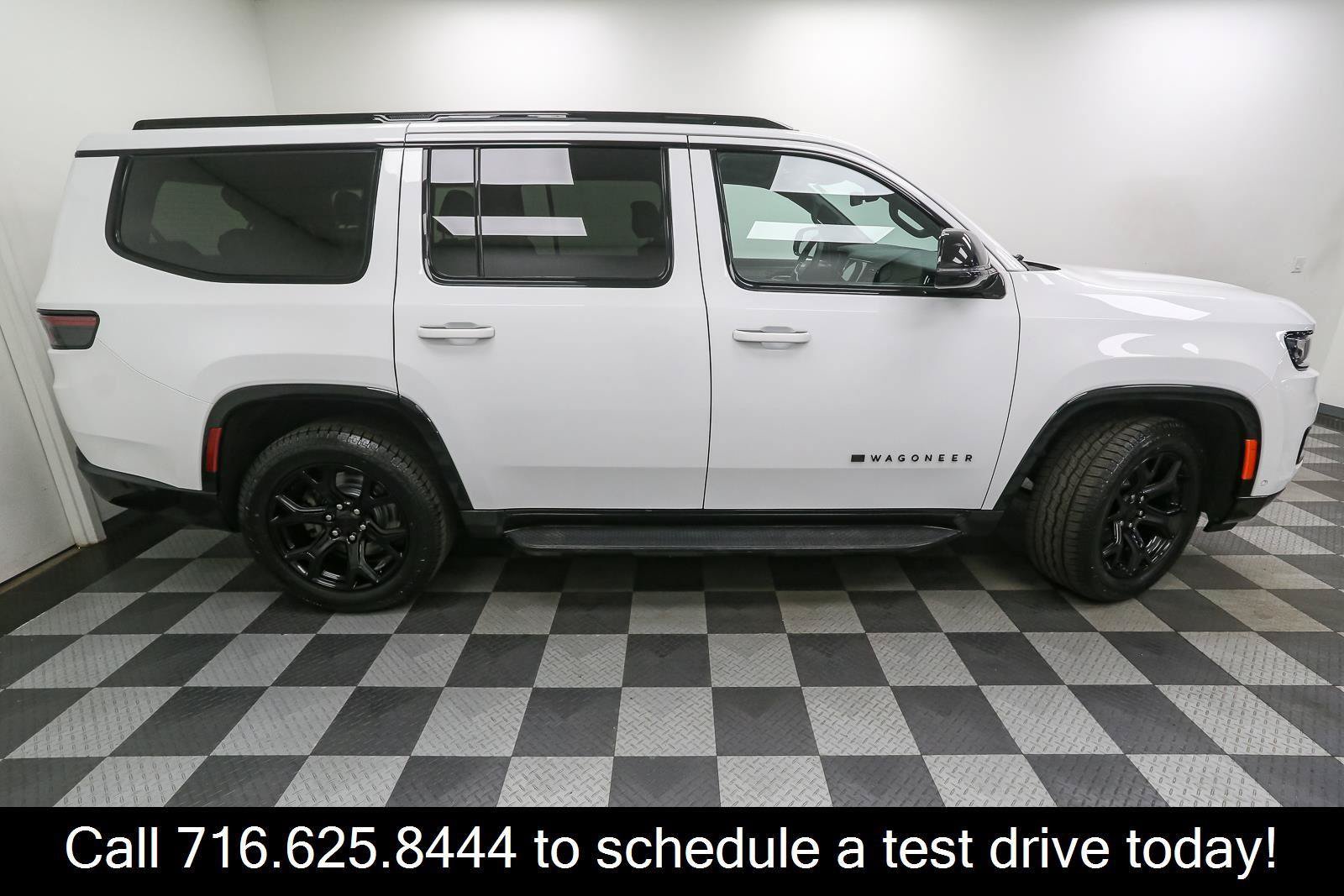 Used 2024 Jeep Wagoneer Series II AWD/4WD image 7