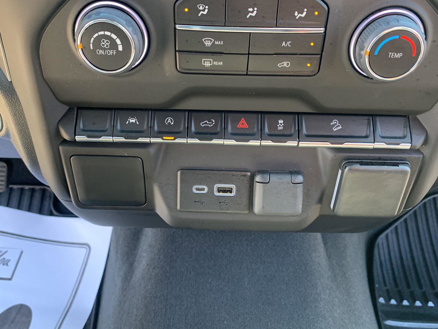 Used 2022 Chevrolet Silverado 1500 Custom Trail Boss image 18