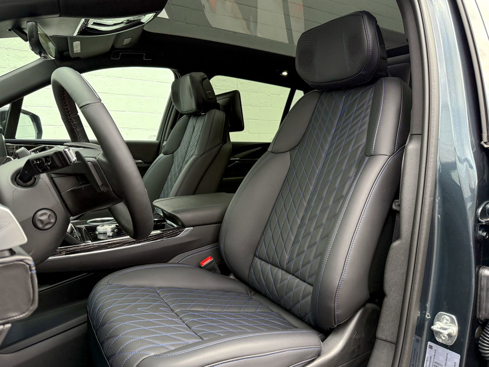 New 2025 Cadillac Escalade IQ Sport 1 w/ Smart Trailering package image 12