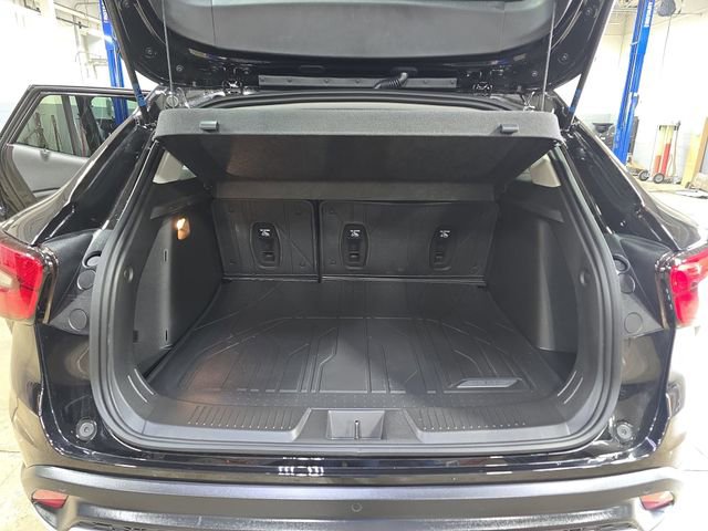 New 2026 Chevrolet Trax LT w/ Driver Confidence Package image 15