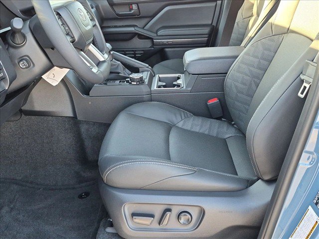 New 2026 Toyota 4Runner TRD Off-Road Premium AWD/4WD image 4
