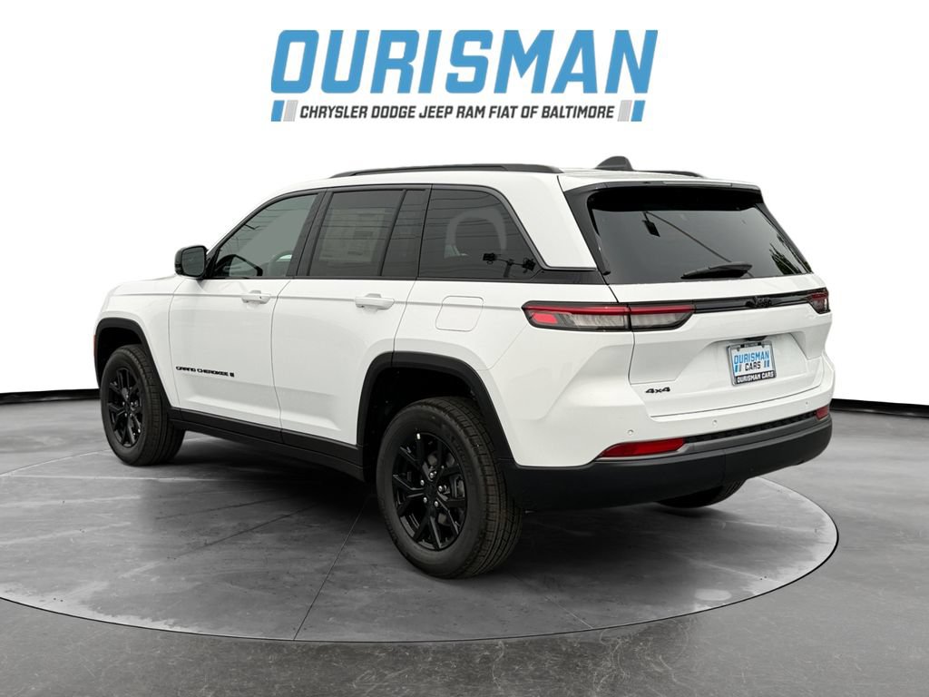 New 2026 Jeep Grand Cherokee Altitude AWD/4WD image 4