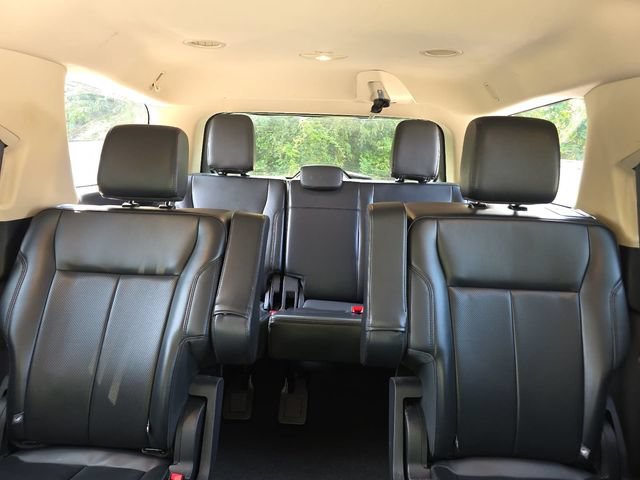 Used 2024 Ford Expedition XLT RWD image 14